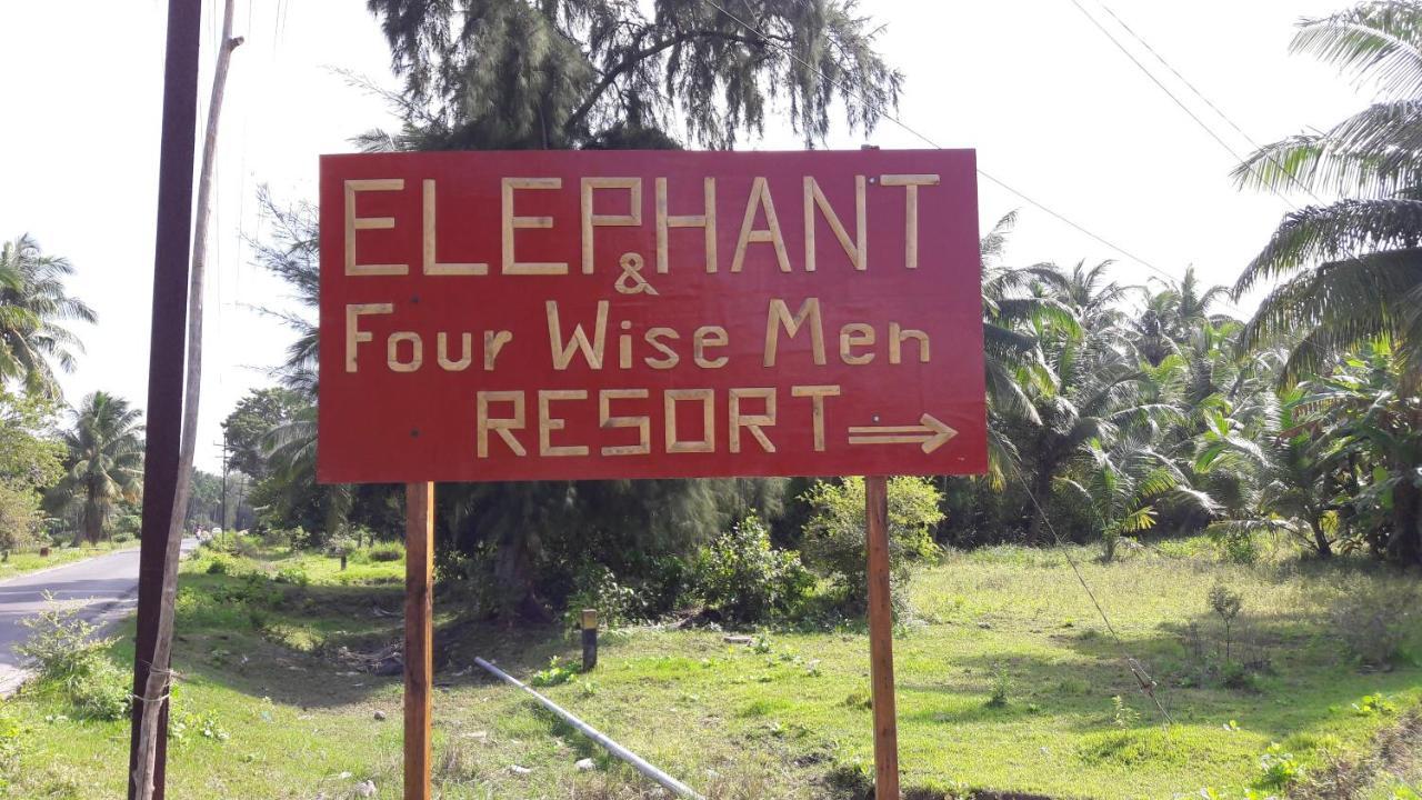 Elephant And Four Wise Men Resort Ram Nagar Luaran gambar